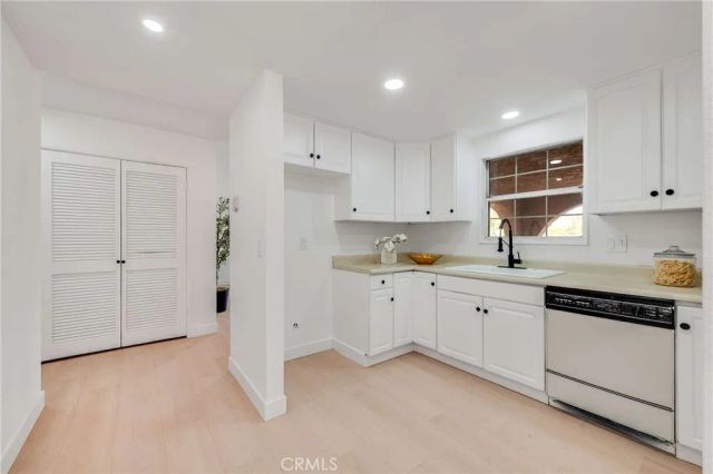 6425 Stover, Riverside, CA 92505