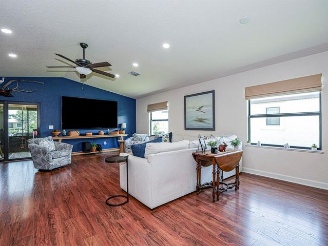 23 Arboles Del Norte, Fort Pierce, FL 34951