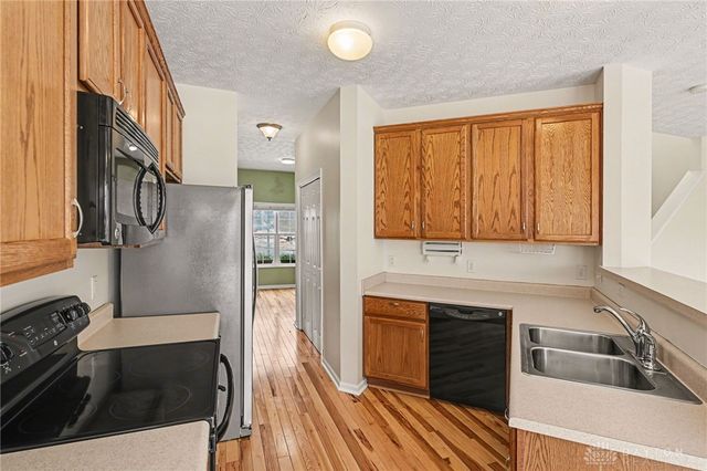 2880 Manor Court, Troy, OH 45373