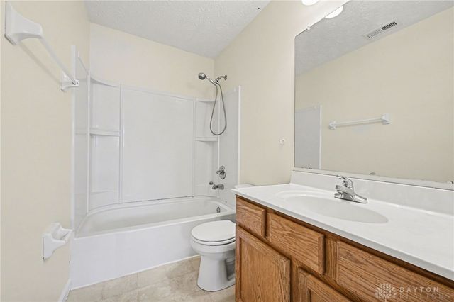 2880 Manor Court, Troy, OH 45373