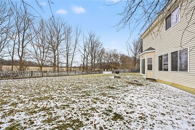 2880 Manor Court, Troy, OH 45373