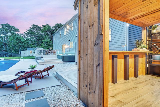37 Autumn Court, Brewster, MA 02631