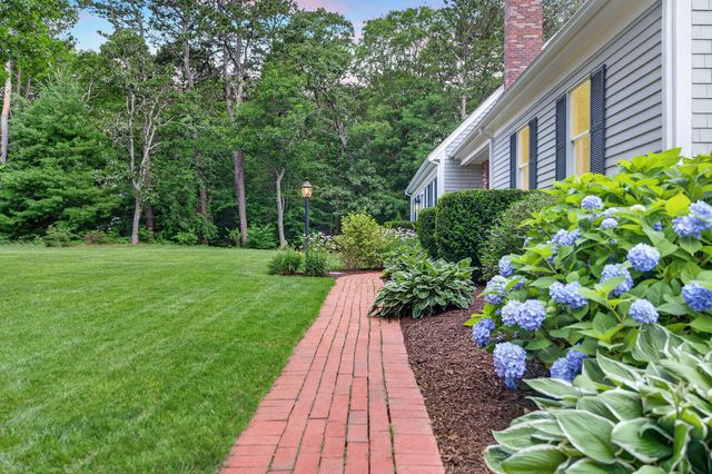 37 Autumn Court, Brewster, MA 02631