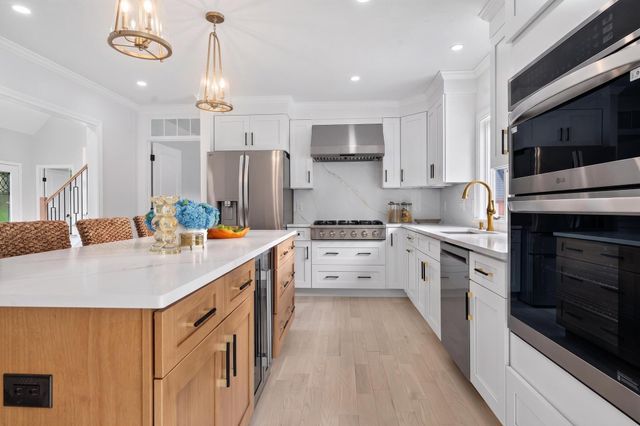 37 Autumn Court, Brewster, MA 02631