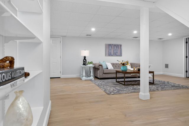 37 Autumn Court, Brewster, MA 02631