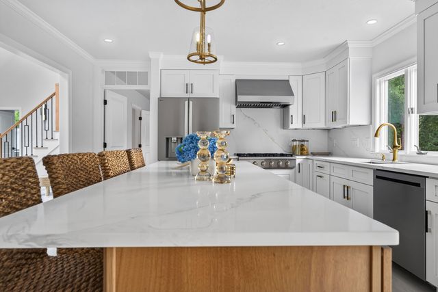 37 Autumn Court, Brewster, MA 02631