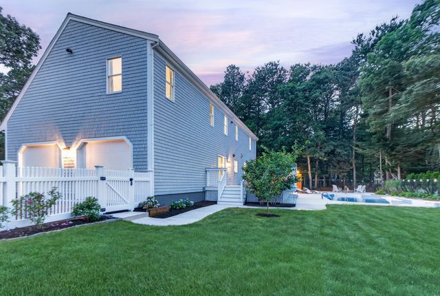 37 Autumn Court, Brewster, MA 02631
