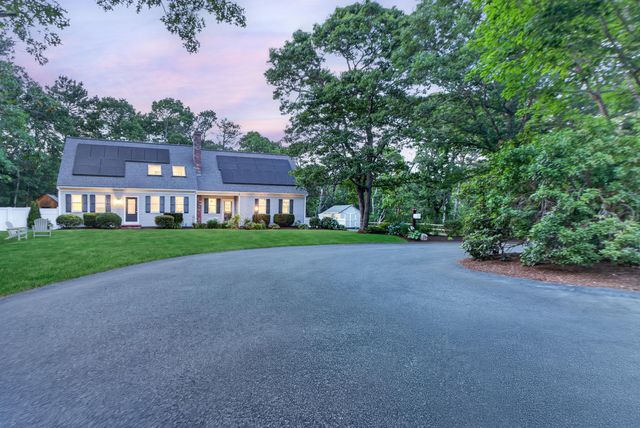37 Autumn Court, Brewster, MA 02631