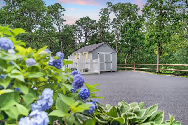 37 Autumn Court, Brewster, MA 02631