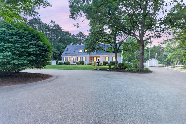 37 Autumn Court, Brewster, MA 02631