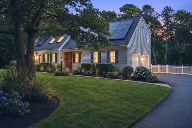 37 Autumn Court, Brewster, MA 02631