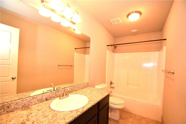 710 Willowpoint Road, Bentonville, AR 72712