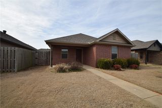 710 Willowpoint Road, Bentonville, AR 72712