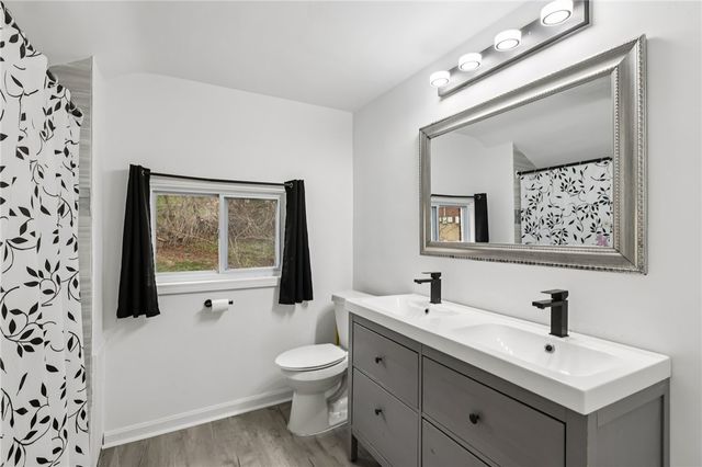 1000 Woodland Rd, Blawnox, PA 15238