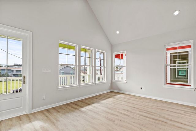 1104 62nd Street, Galveston, TX 77551