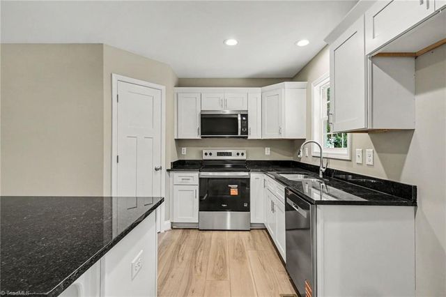 6684 US Highway 64 W, Asheboro, NC 27205