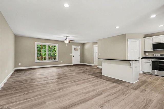 6684 US Highway 64 W, Asheboro, NC 27205