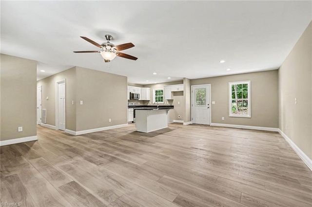 6684 US Highway 64 W, Asheboro, NC 27205