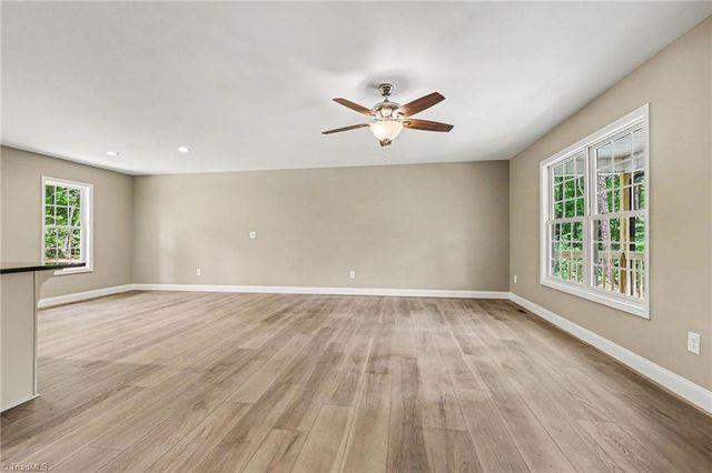 6684 US Highway 64 W, Asheboro, NC 27205