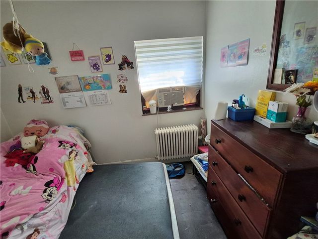 170 Spring Grove Rd, Penn Hills, PA 15235