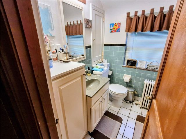 170 Spring Grove Rd, Penn Hills, PA 15235