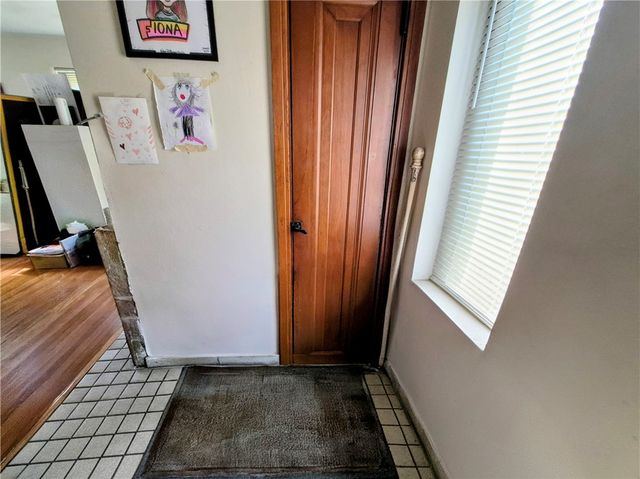 170 Spring Grove Rd, Penn Hills, PA 15235