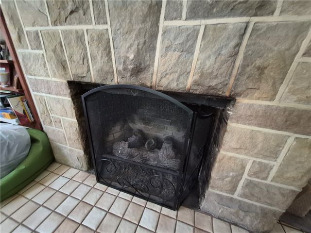 170 Spring Grove Rd, Penn Hills, PA 15235