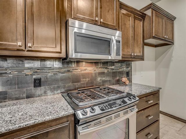 4017 Acoma Drive, Moore, OK 73160