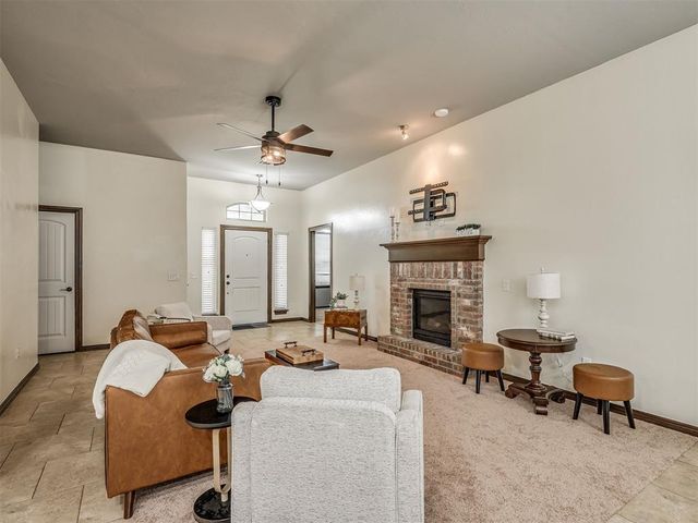 4017 Acoma Drive, Moore, OK 73160