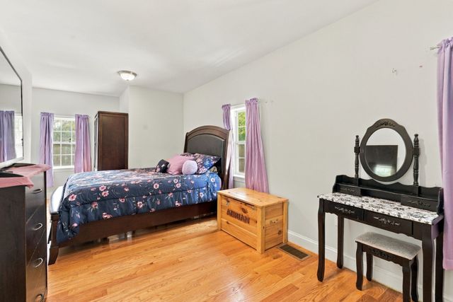 24 Lummus Ct, Lynn, MA 01904