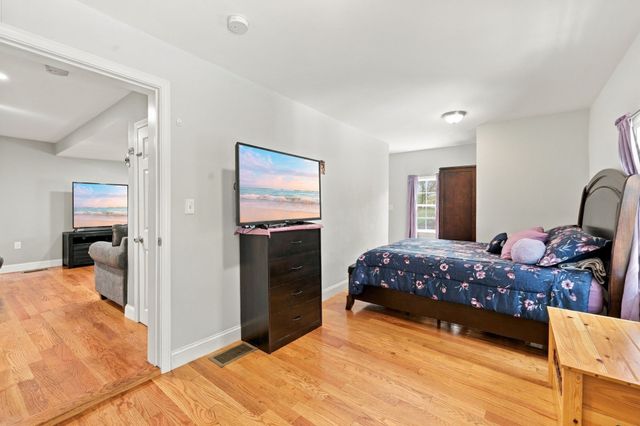 24 Lummus Ct, Lynn, MA 01904