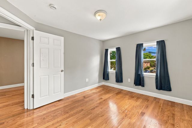24 Lummus Ct, Lynn, MA 01904