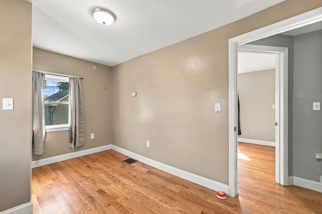 24 Lummus Ct, Lynn, MA 01904