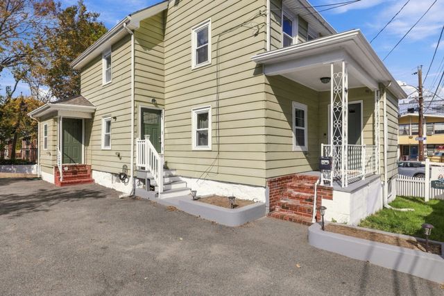 24 Lummus Ct, Lynn, MA 01904