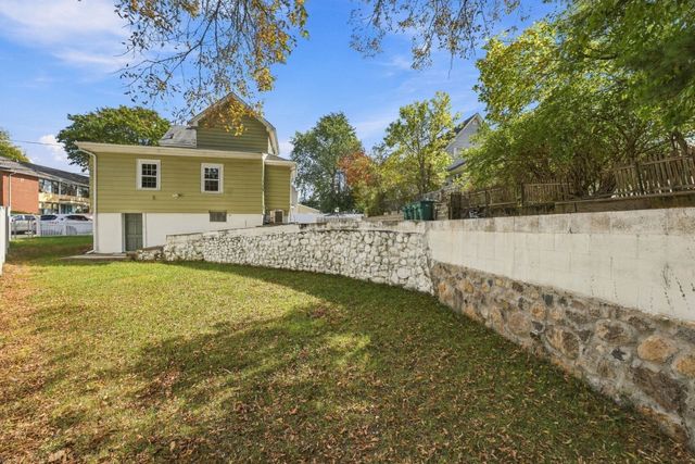 24 Lummus Ct, Lynn, MA 01904