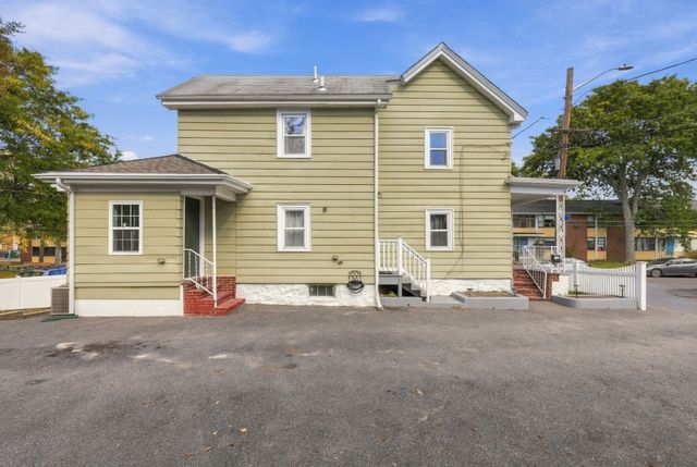 24 Lummus Ct, Lynn, MA 01904