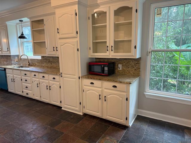 58416 Bayou Rd, Plaquemine, LA 70764