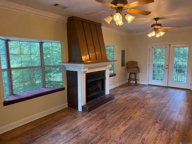 58416 Bayou Rd, Plaquemine, LA 70764