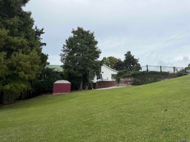 58416 Bayou Rd, Plaquemine, LA 70764