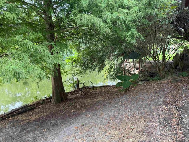 58416 Bayou Rd, Plaquemine, LA 70764
