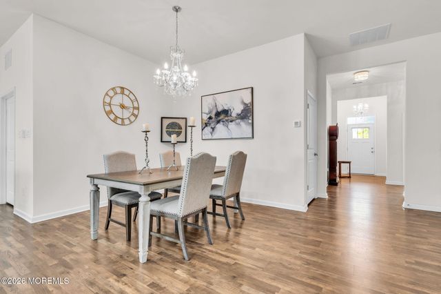 3 Raccoon Lane, Barnegat, NJ 08005