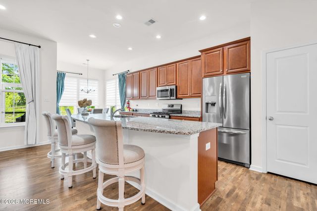 3 Raccoon Lane, Barnegat, NJ 08005