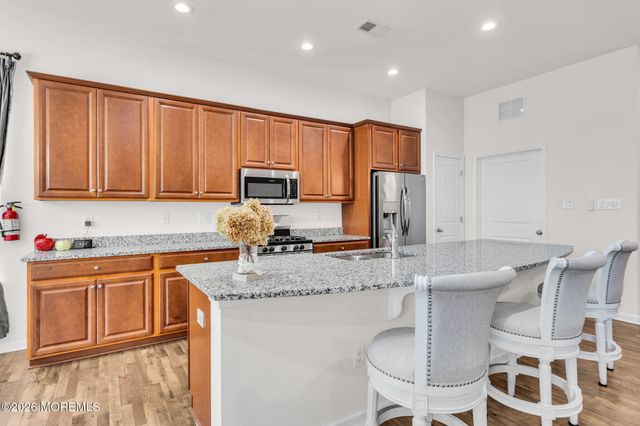 3 Raccoon Lane, Barnegat, NJ 08005