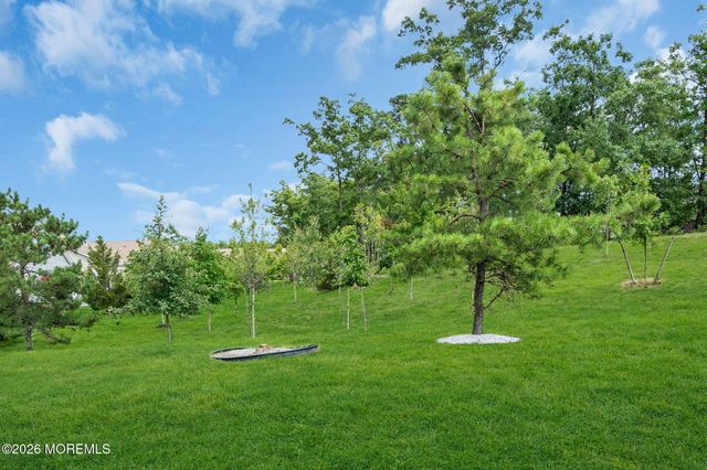 3 Raccoon Lane, Barnegat, NJ 08005