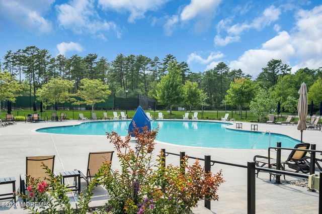 3 Raccoon Lane, Barnegat, NJ 08005