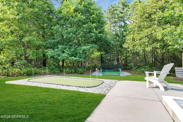 3 Raccoon Lane, Barnegat, NJ 08005