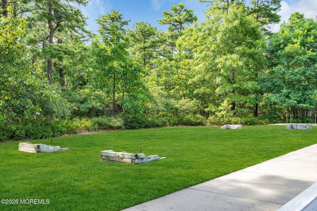 3 Raccoon Lane, Barnegat, NJ 08005