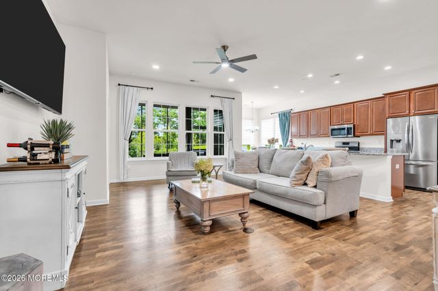 3 Raccoon Lane, Barnegat, NJ 08005