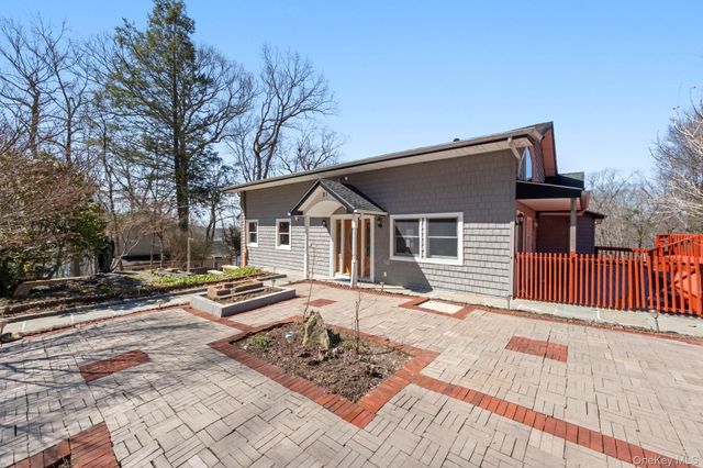 21 Jackson Road, Mahopac, NY 10541