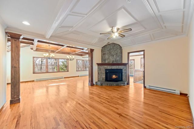 21 Jackson Road, Mahopac, NY 10541